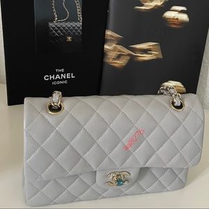 New Chanel 21A Caviar Grey Quilted Small